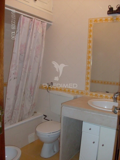 Apartamento T2 para Venda em Charneca de Caparica e Sobreda