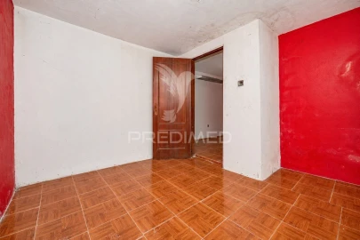 Moradia T3 para Venda em Foz do Sousa e Covelo