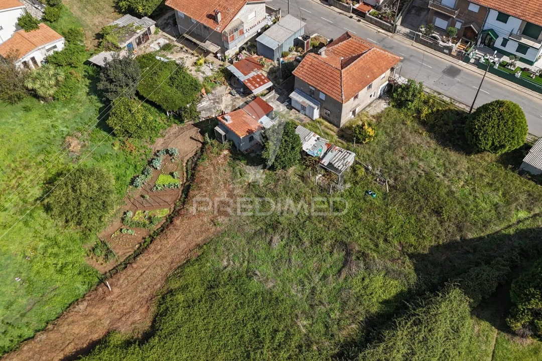 Moradia T3 para Venda em Foz do Sousa e Covelo Foto 37
