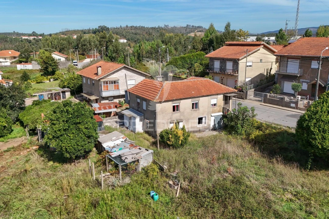 Moradia T3 para Venda em Foz do Sousa e Covelo Foto 35