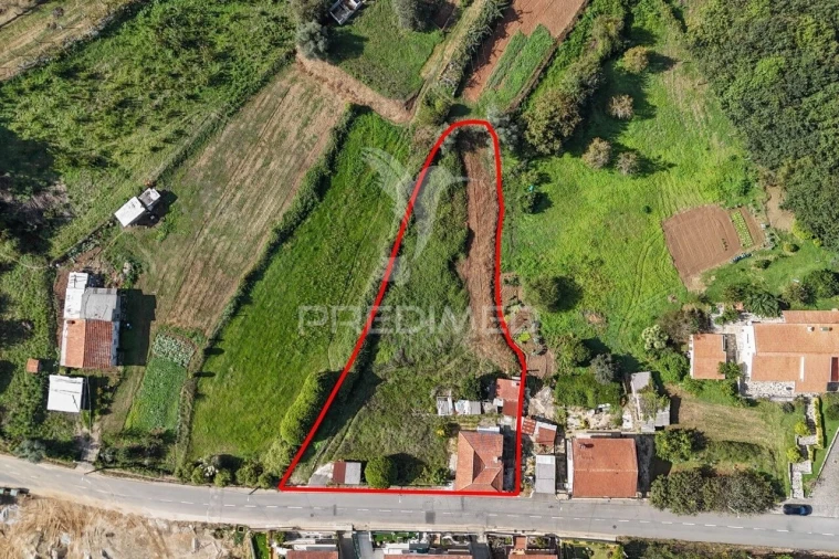 Moradia T3 para Venda em Foz do Sousa e Covelo Foto 4