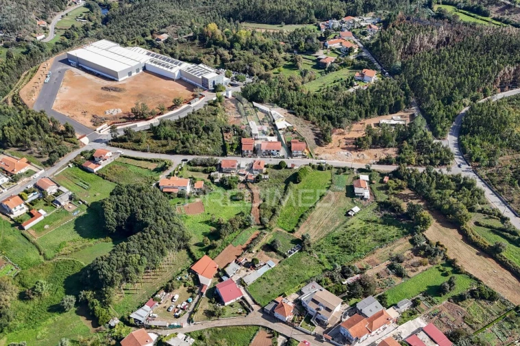 Moradia T3 para Venda em Foz do Sousa e Covelo Foto 40