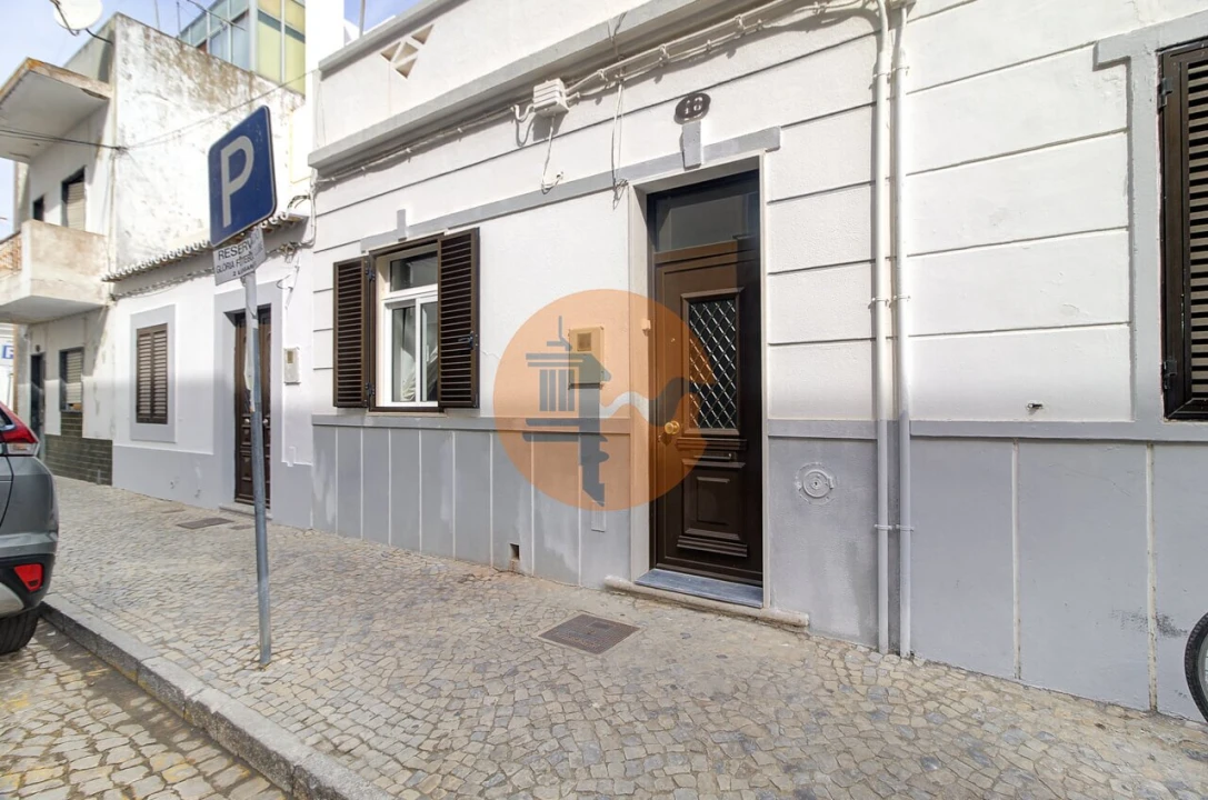 Moradia T1 para Venda em Vila Real de Santo Antonio Foto 1
