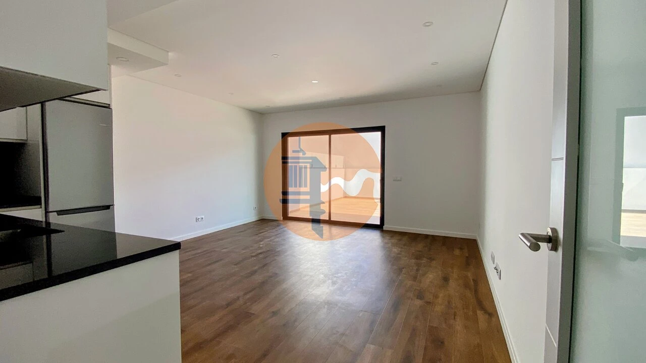 Apartamento T1 para Venda em Olhão Foto 23