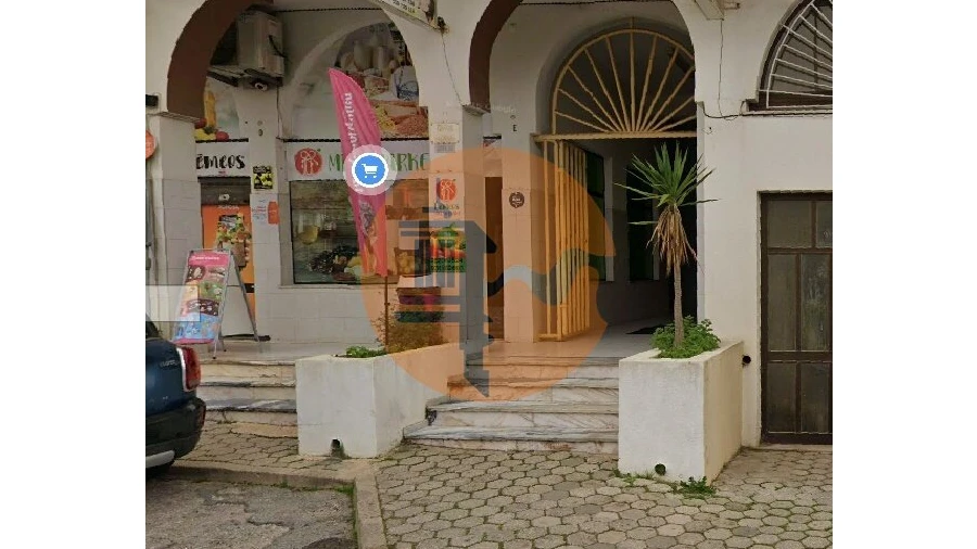Loja para Venda em Ferragudo