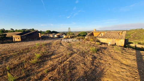 Quinta T0 para Venda em Bordeira