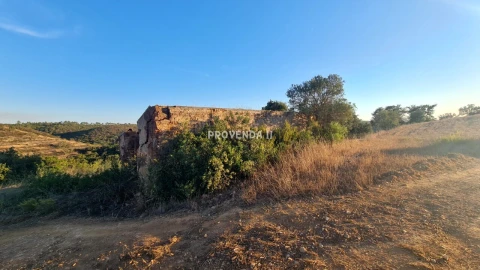 Quinta T0 para Venda em Bordeira