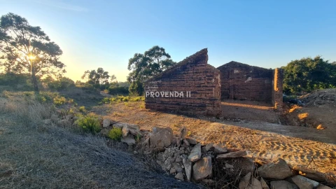 Quinta T0 para Venda em Bordeira