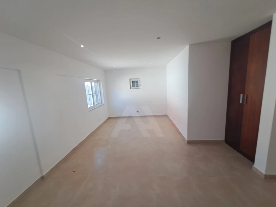 Moradia T4 para Venda em Alcabideche Foto 29