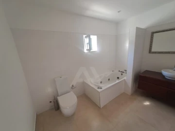 Moradia T4 para Venda em Alcabideche