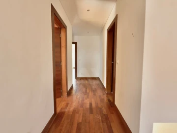 Moradia T4 para Venda em Alcabideche