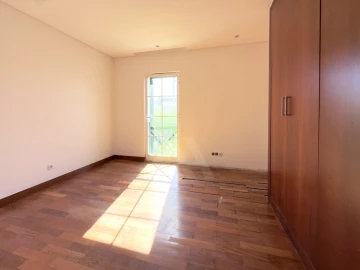 Moradia T4 para Venda em Alcabideche
