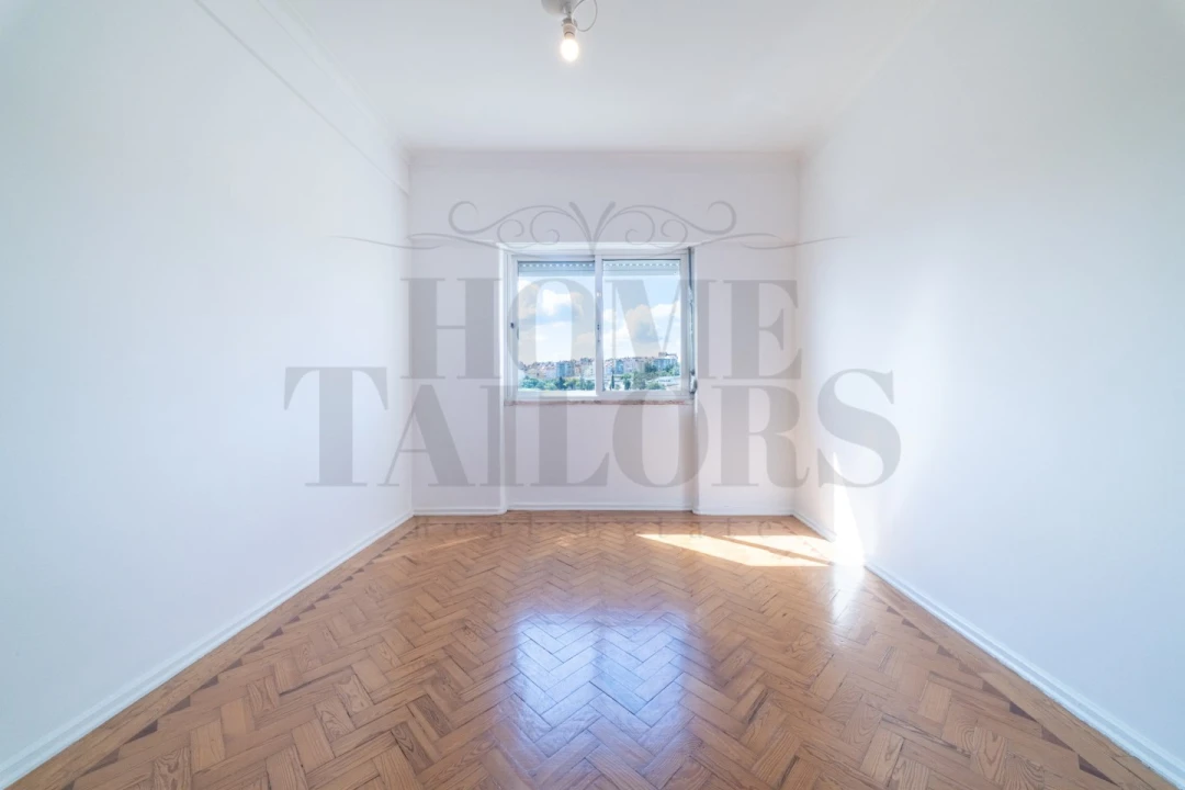 Apartamento T4 para Venda em Beato Foto 18