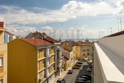 Apartamento T4 para Venda em Beato