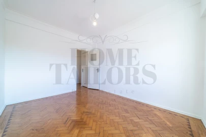 Apartamento T4 para Venda em Beato