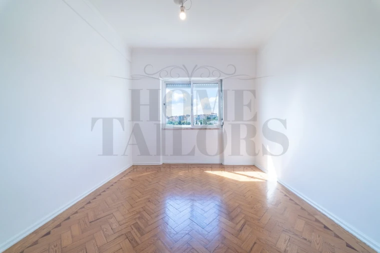 Apartamento T4 para Venda em Beato Foto 18