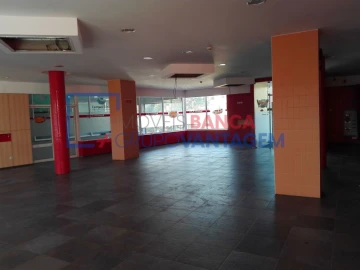 Loja para Venda em Fervença