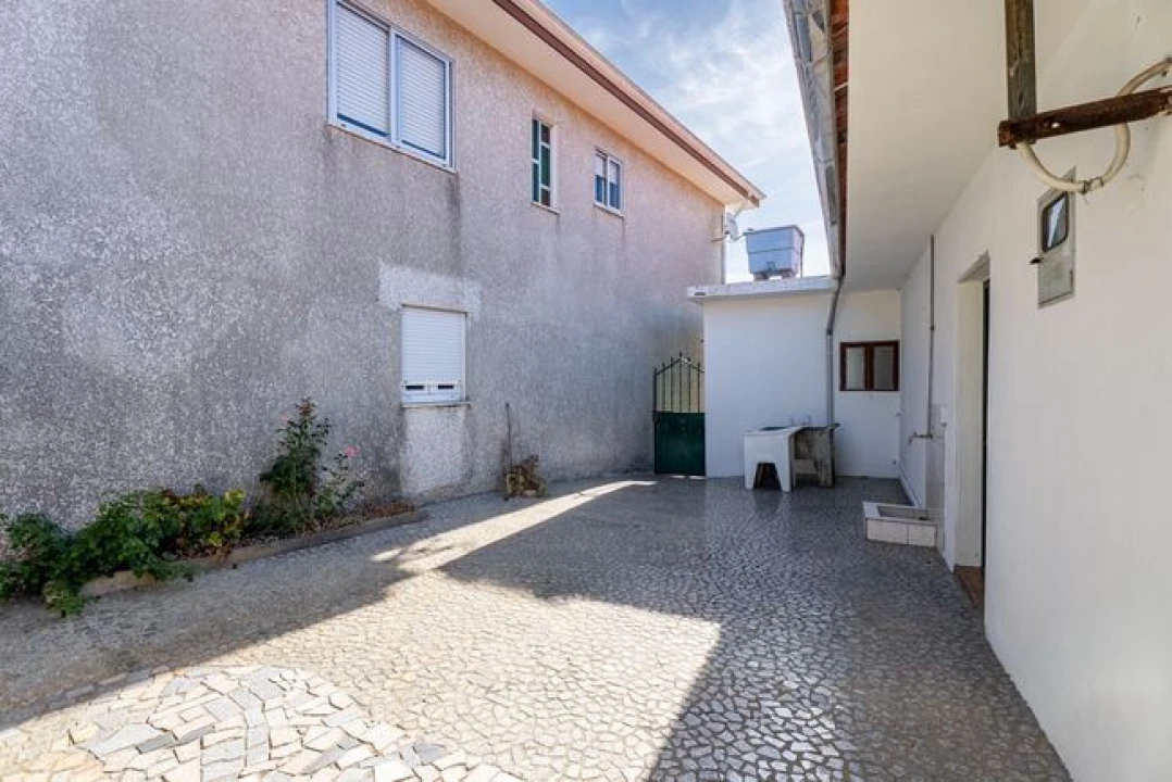 Moradia T2 para Venda em Canedo, Vale e Vila Maior Foto 3