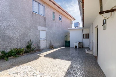 Moradia T2 para Venda em Canedo, Vale e Vila Maior