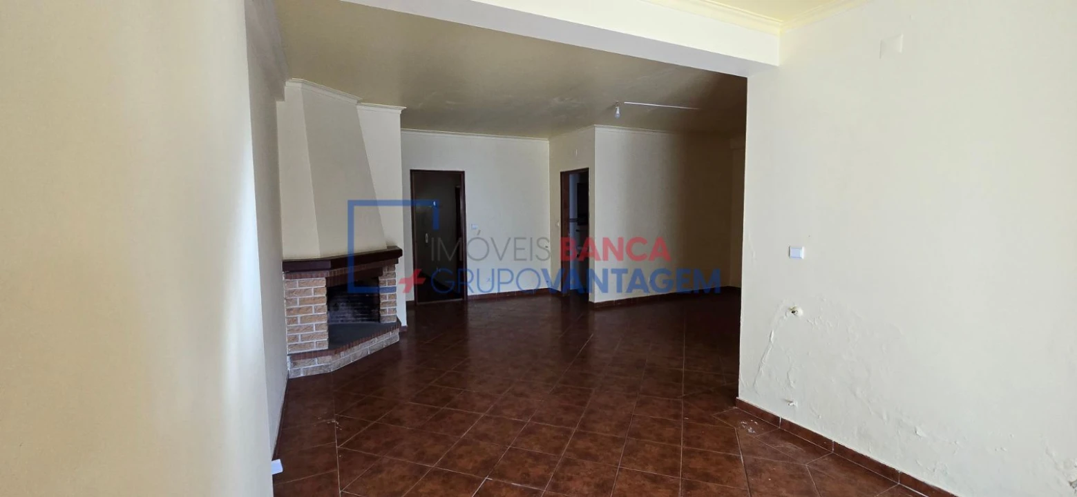 Moradia T3 para Venda em Moita Foto 9