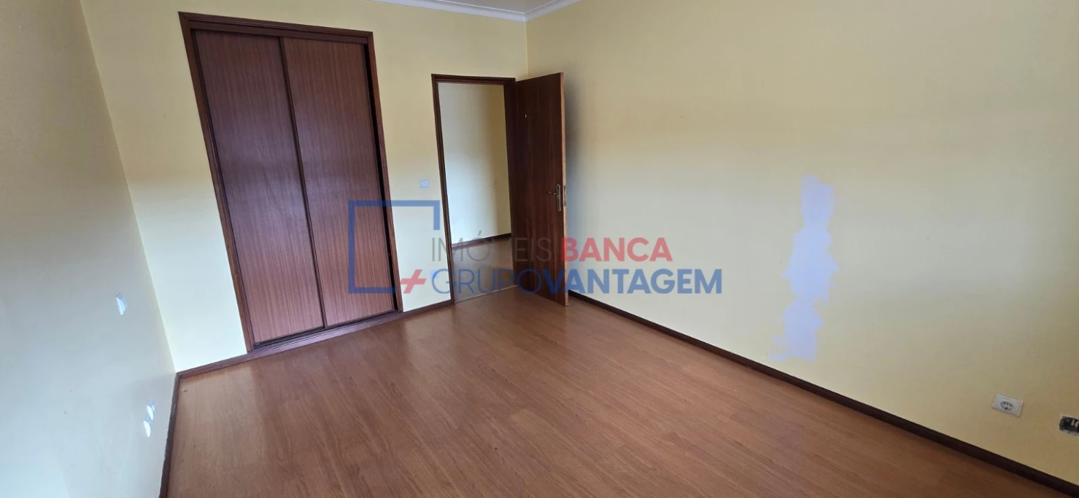 Moradia T3 para Venda em Moita Foto 23