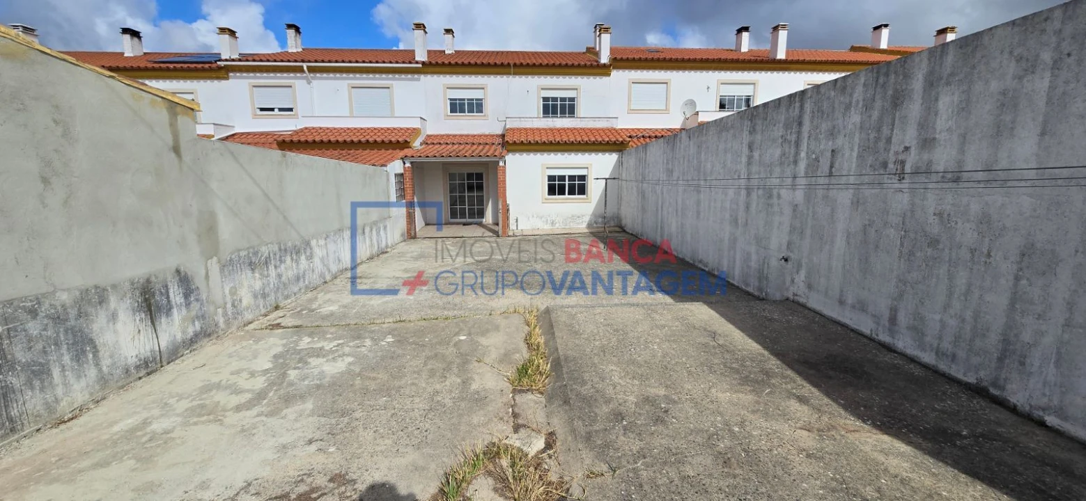 Moradia T3 para Venda em Moita Foto 26