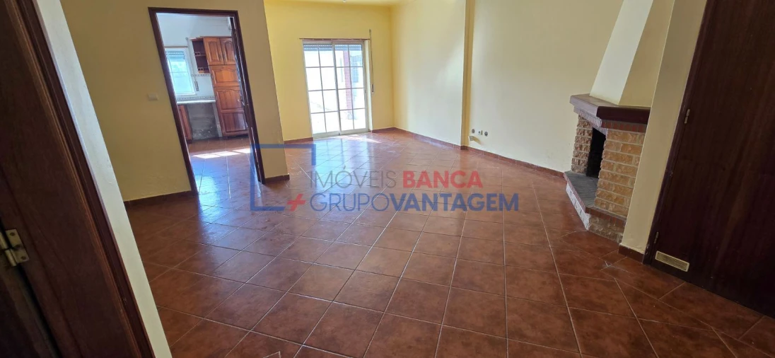 Moradia T3 para Venda em Moita Foto 7