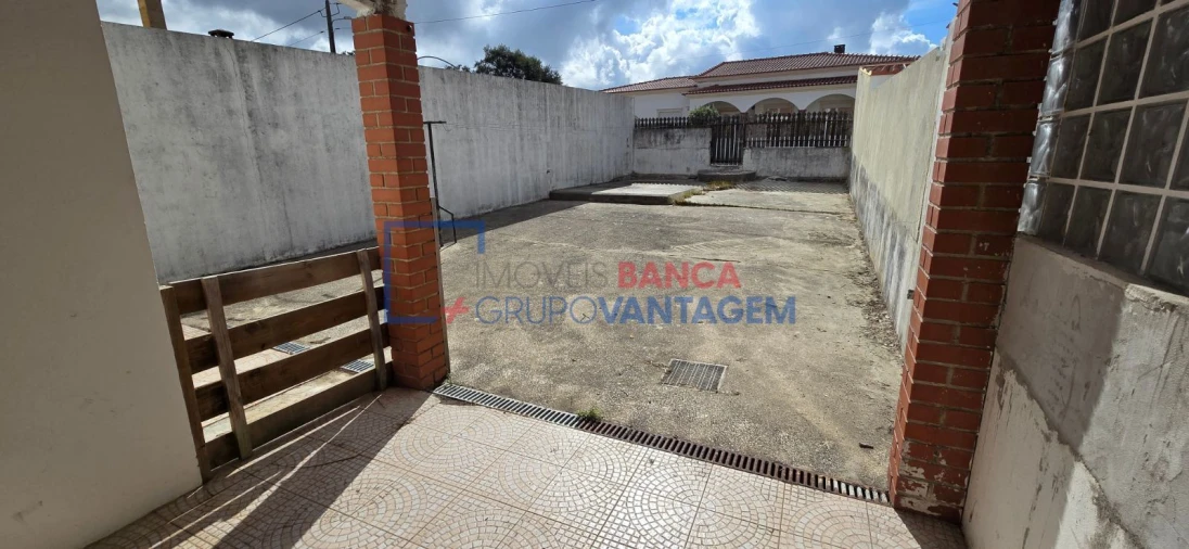 Moradia T3 para Venda em Moita Foto 25