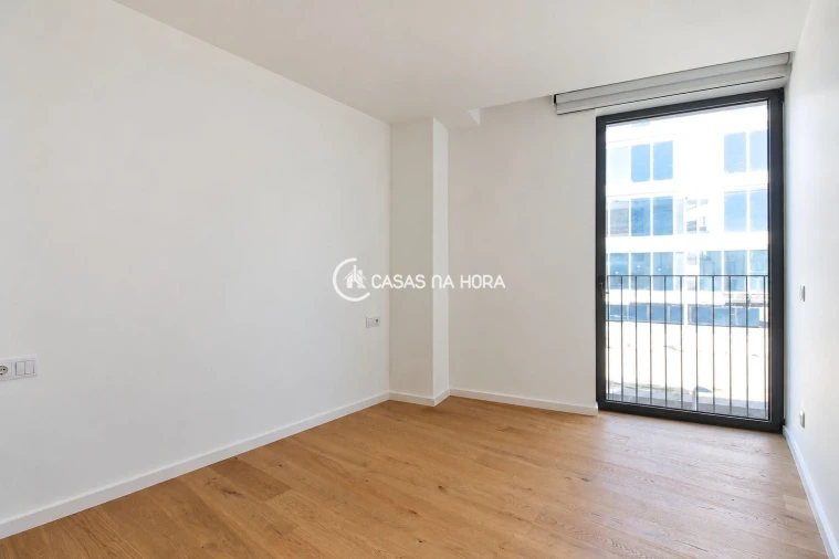 Apartamento T2 para Arrendamento em Canidelo Foto 23