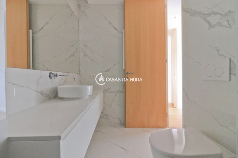 Apartamento T2 para Arrendamento em Matosinhos e Leça da Palmeira Foto 14