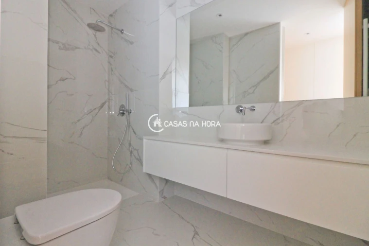 Apartamento T2 para Arrendamento em Matosinhos e Leça da Palmeira Foto 22