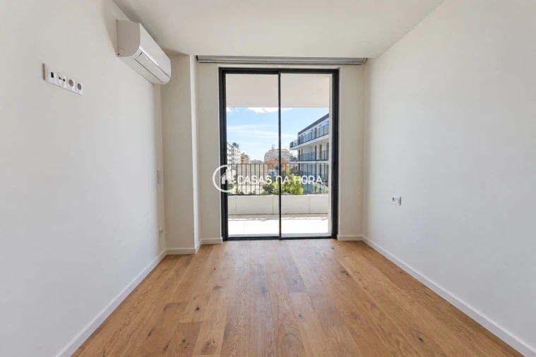Apartamento T2 para Arrendamento em Canidelo Foto 9