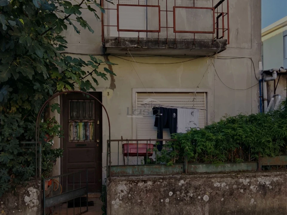Quarto para Arrendamento em Rio Tinto Foto 1