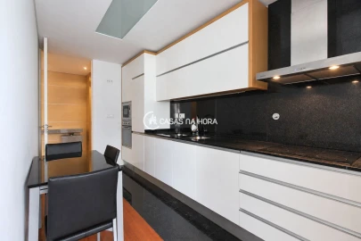 Apartamento T2 para Arrendamento em Campanhã