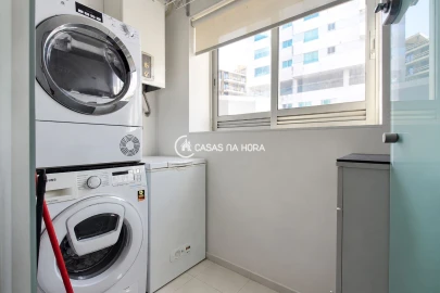 Apartamento T2 para Arrendamento em Campanhã
