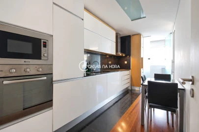 Apartamento T2 para Arrendamento em Campanhã