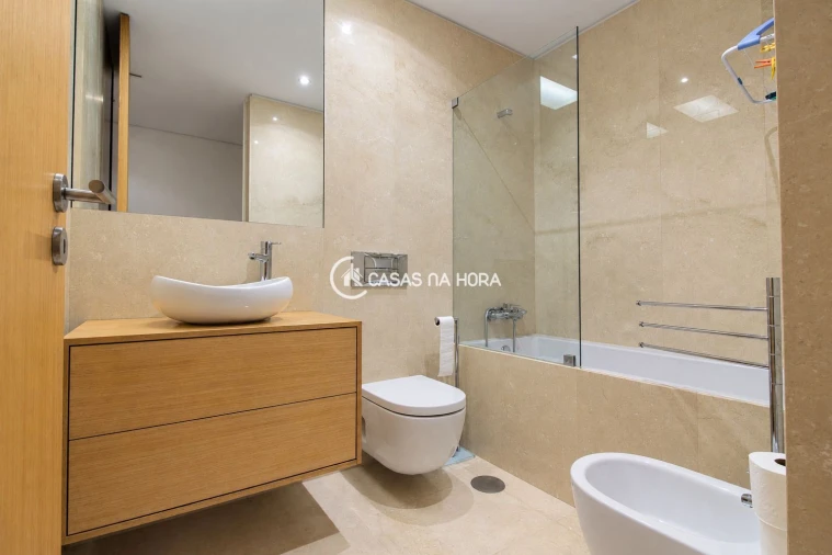 Apartamento T2 para Arrendamento em Campanhã Foto 6