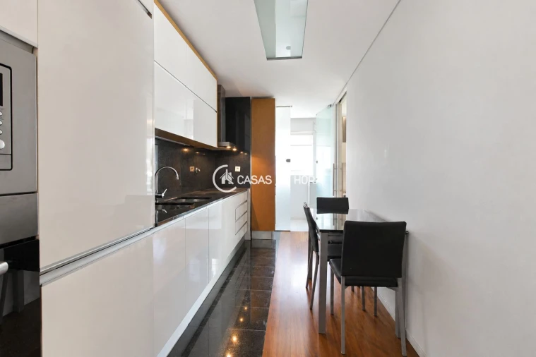 Apartamento T2 para Arrendamento em Campanhã Foto 13