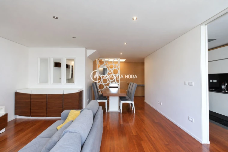 Apartamento T2 para Arrendamento em Campanhã Foto 14