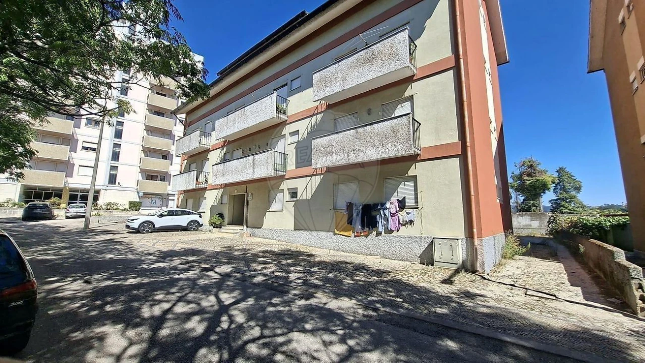 Apartamento T1 para Venda em Eiras e São Paulo de Frades Foto 2