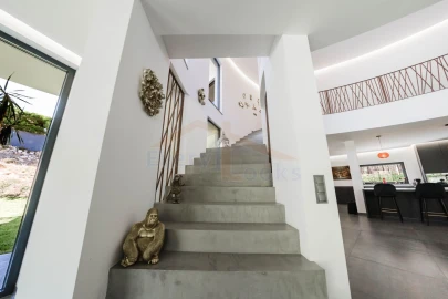 Moradia T5 para Venda em Amoreira