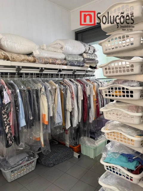 Loja para Venda em Póvoa de Santa Iria e Forte da Casa
