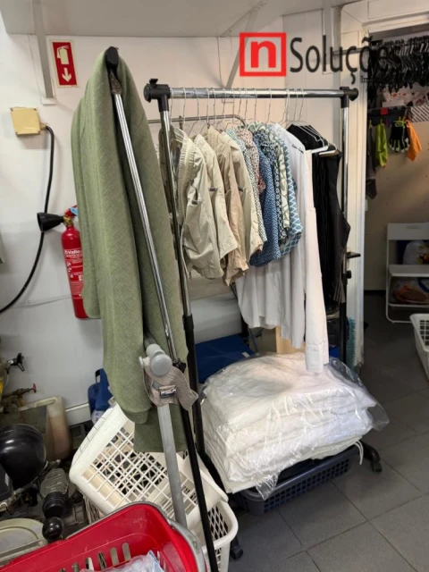 Loja para Venda em Póvoa de Santa Iria e Forte da Casa