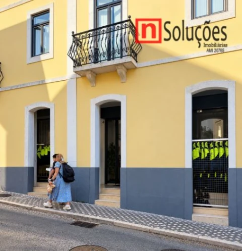 Loja para Venda em Póvoa de Santa Iria e Forte da Casa