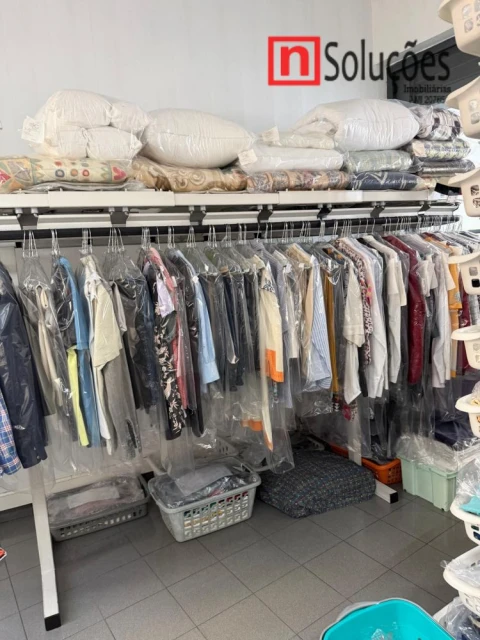 Loja para Arrendamento em Póvoa de Santa Iria e Forte da Casa