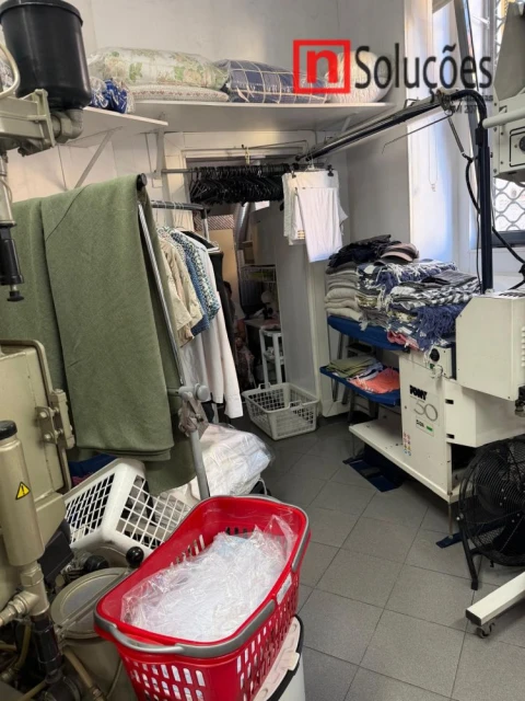 Loja para Arrendamento em Póvoa de Santa Iria e Forte da Casa