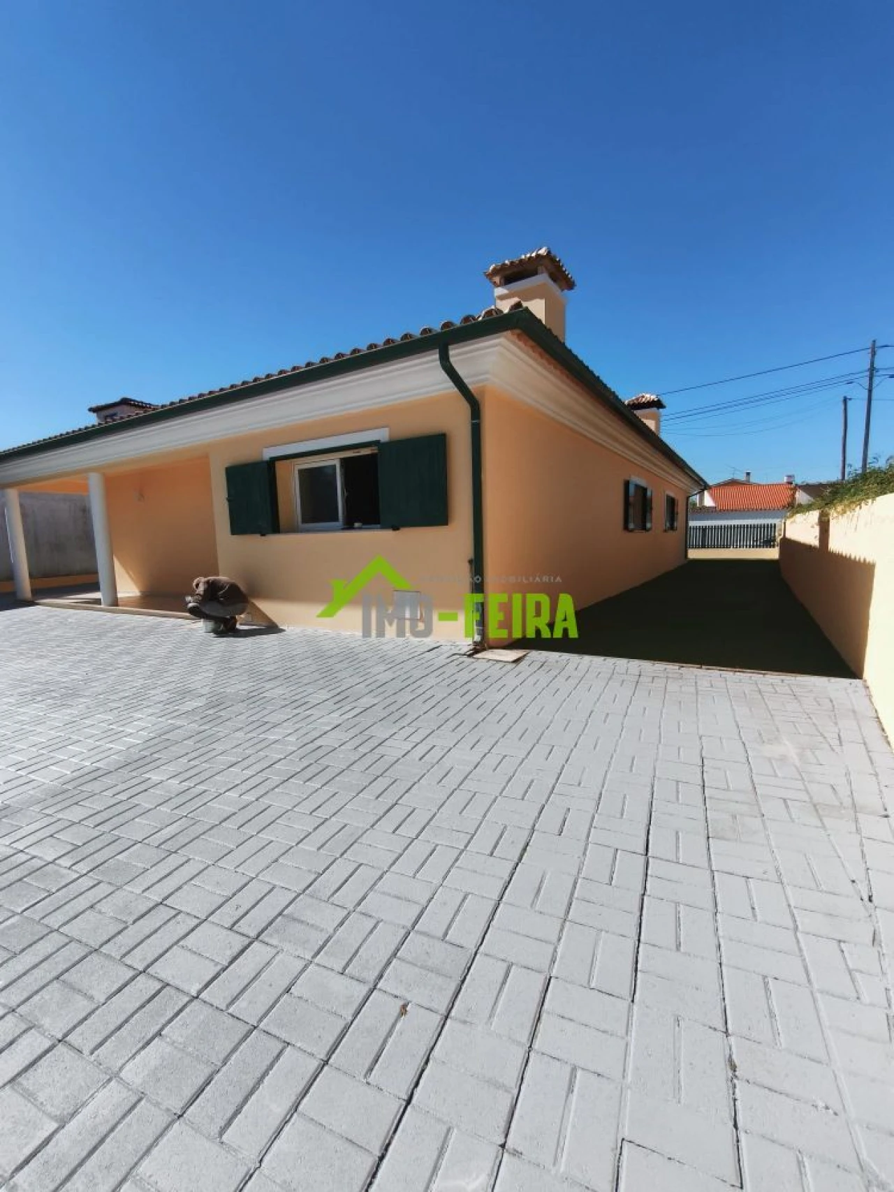 Moradia T3 para Venda em Oliveira do Bairro Foto 4