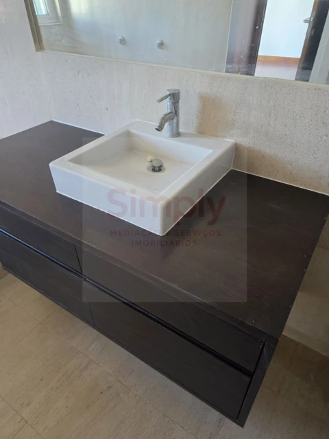 Moradia T4 para Venda em Alcabideche