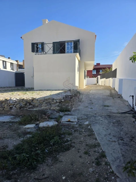 Moradia T4 para Venda em Alcabideche