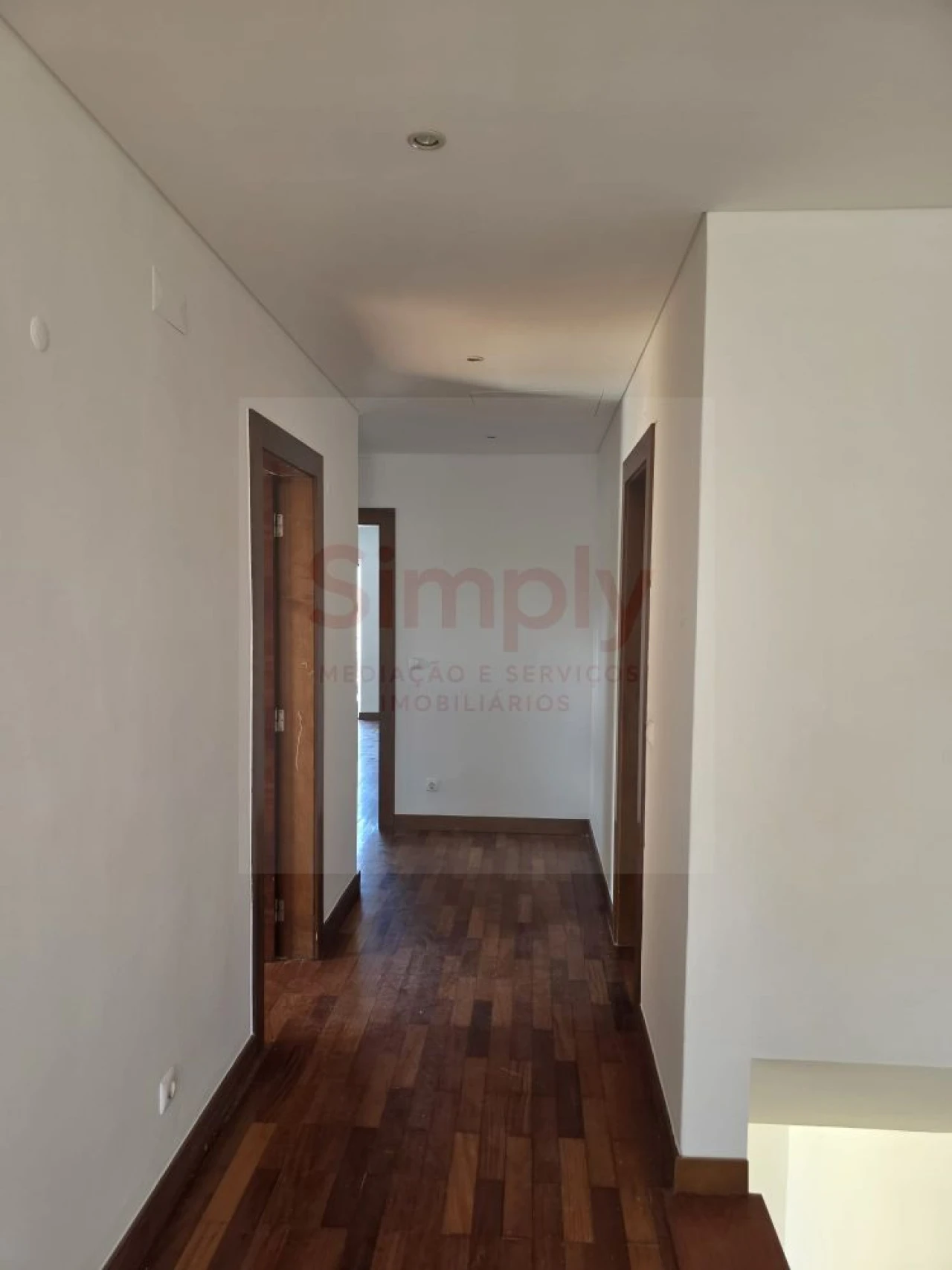 Moradia T4 para Venda em Alcabideche Foto 35